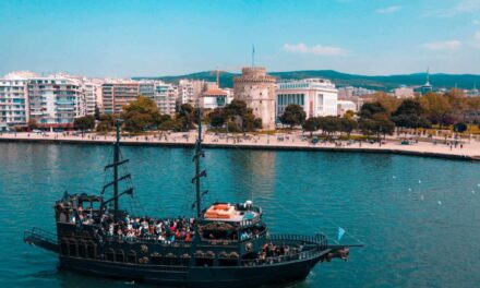 Θεσσαλονίκη από τη Θάλασσα: Η Εμπειρία που Αλλάζει την Πόλη