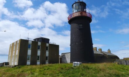 Διαμονή σε Φάρο: Ναι, μπορείς — και δεν χρειάζεται να είσαι ναυτικός