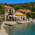 Καστός: Στο Ιόνιο με διάφανα νερά και ήσυχο λιμάνι